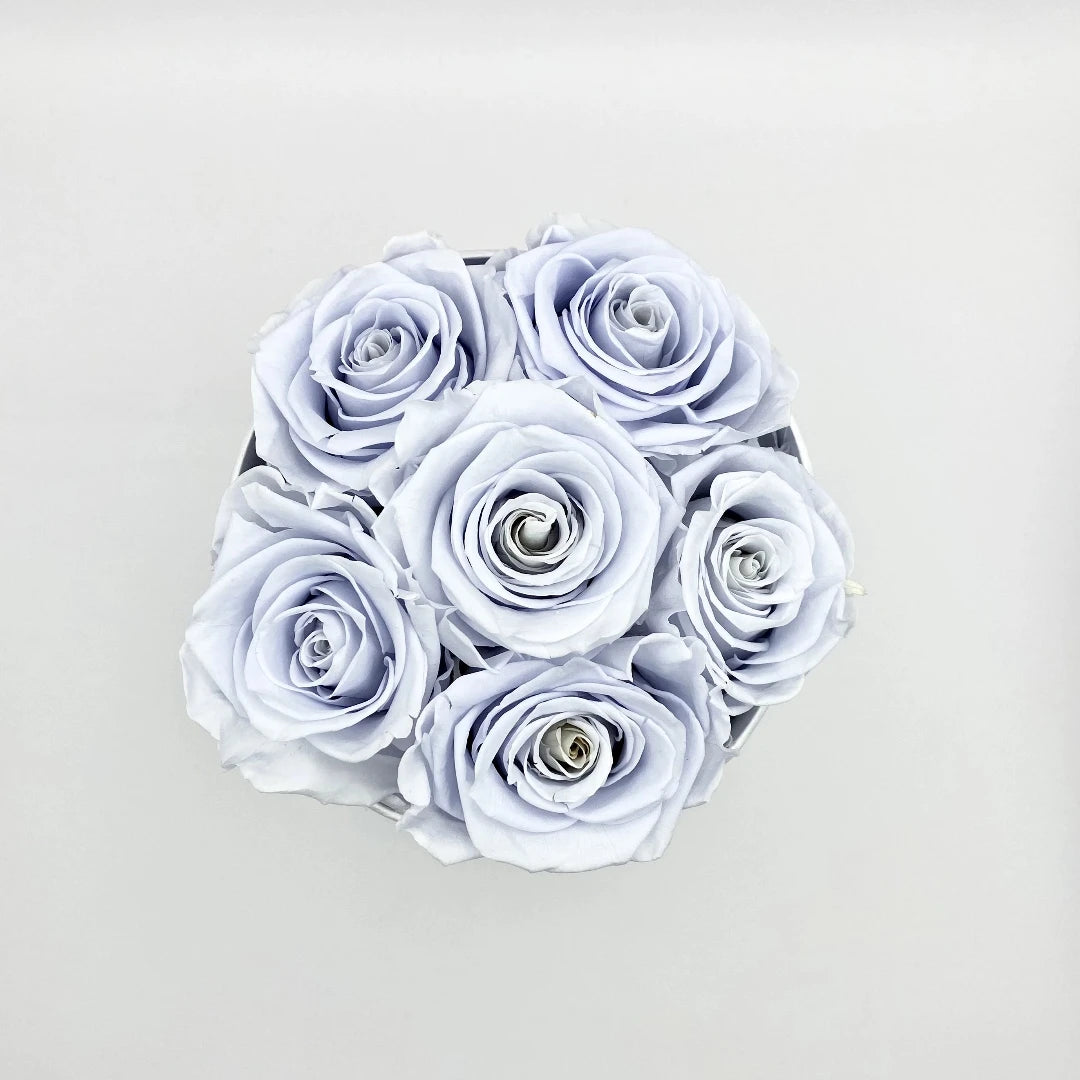 kék örökrózsa csokor világos