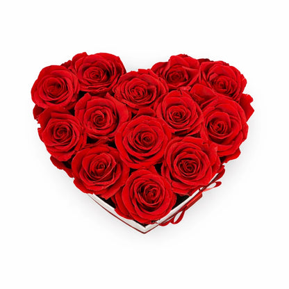13 szál vörös örökrózsa fehér szív dobozban