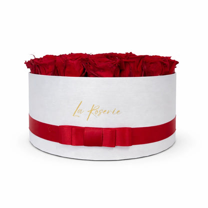 30-32 vörös örökrózsa dobozban