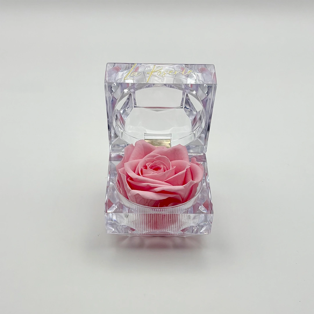 illatos örökrózsa doboz