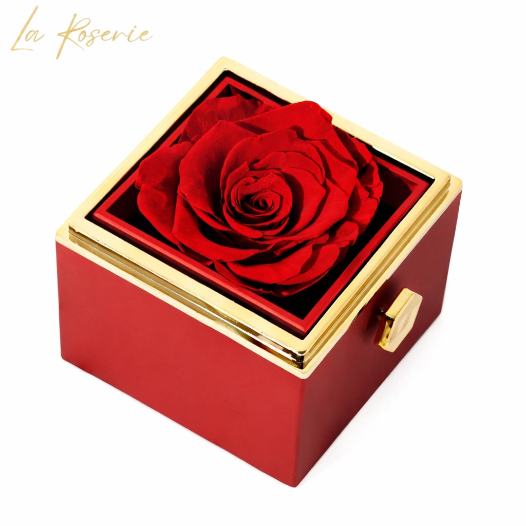 örök rózsa nyaklánccal