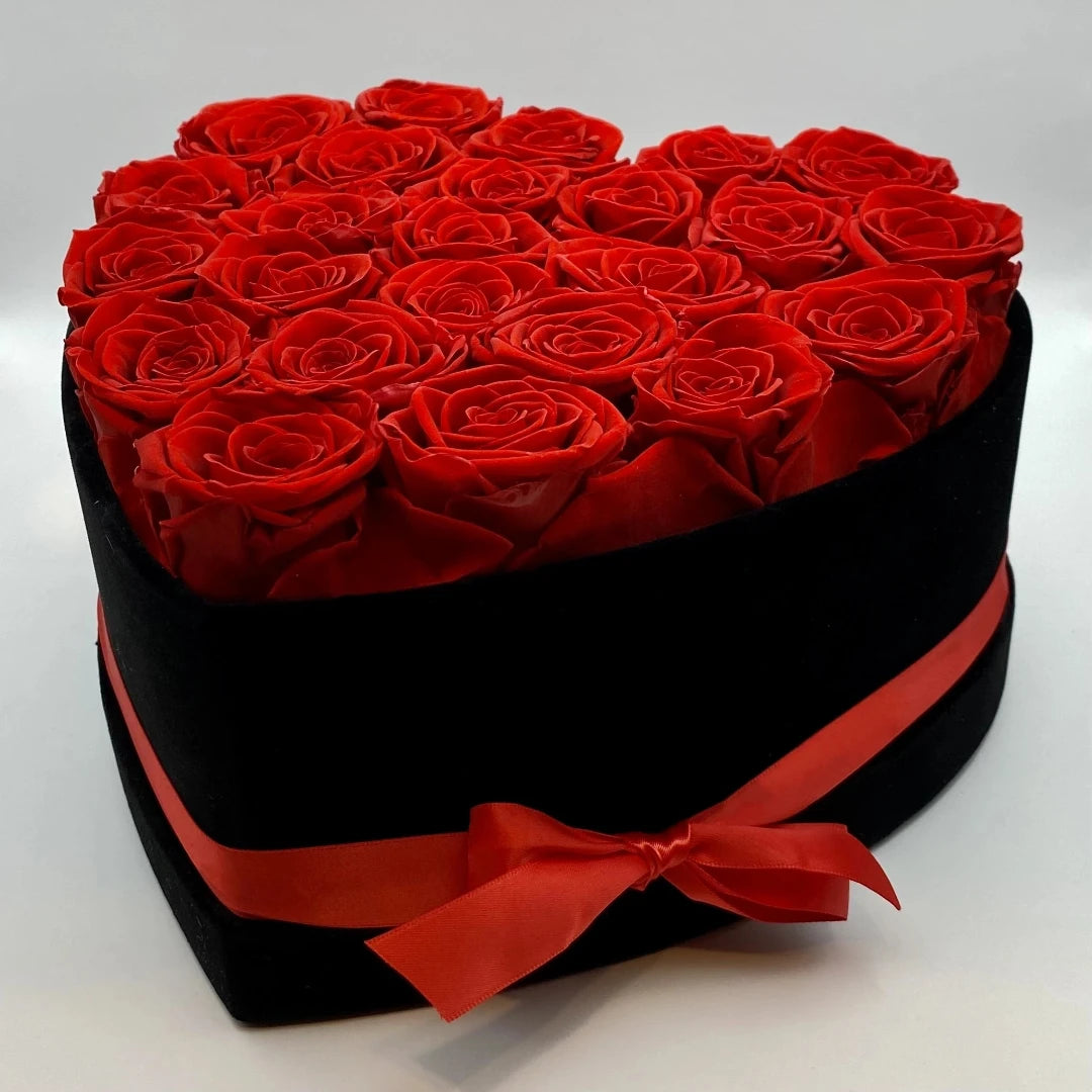 szív alakú örökrózsa bársony doboz