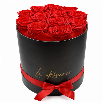 11-13 szál vörös örökrózsa box fekete dobozban
