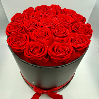 18-20 vörös örökrózsa doboz